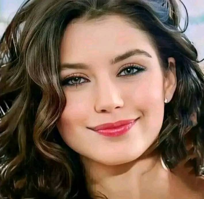 Chahra Oran_jYNJ6